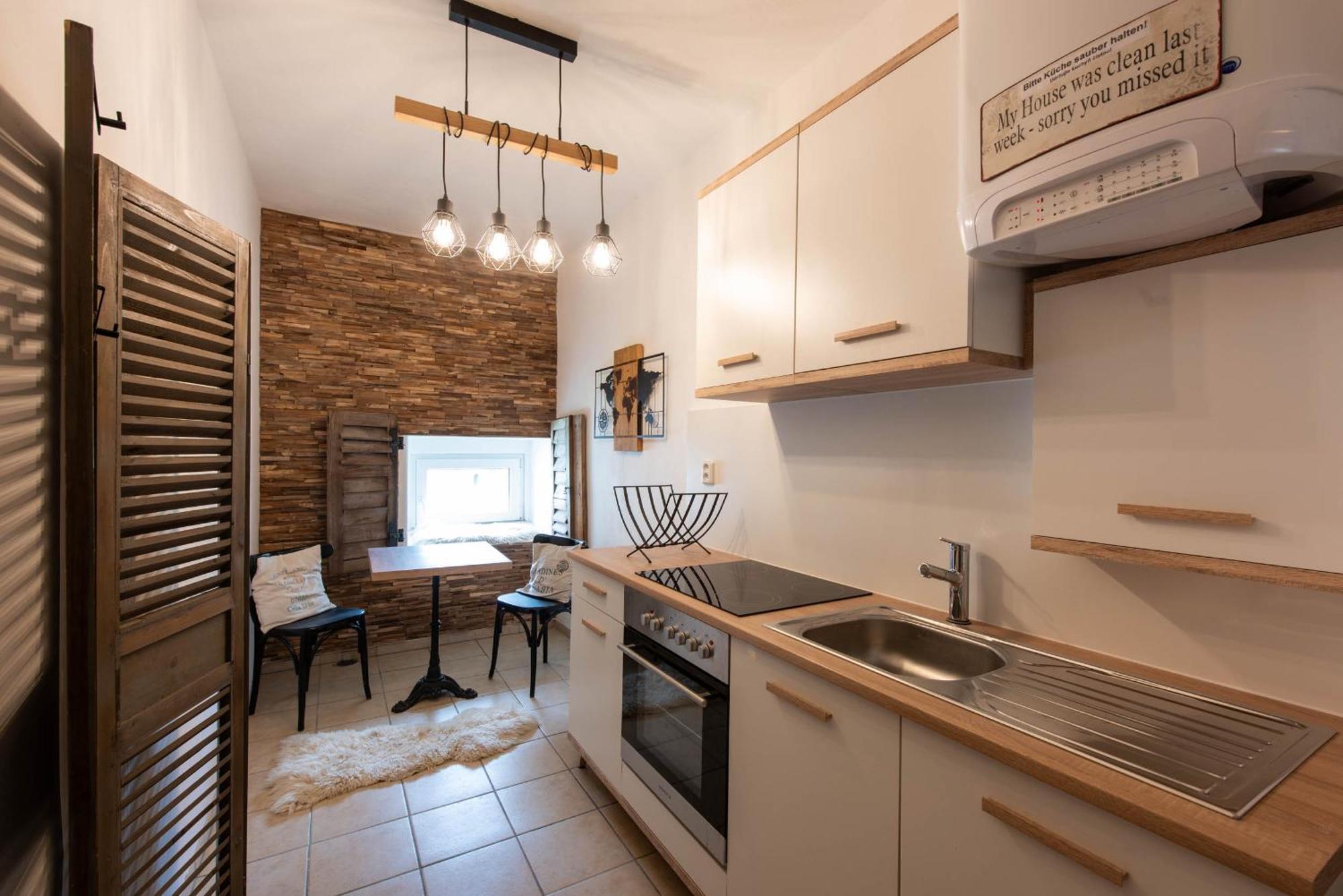 La Boheme Lodges And Glamping Vrhavec Bagian luar foto